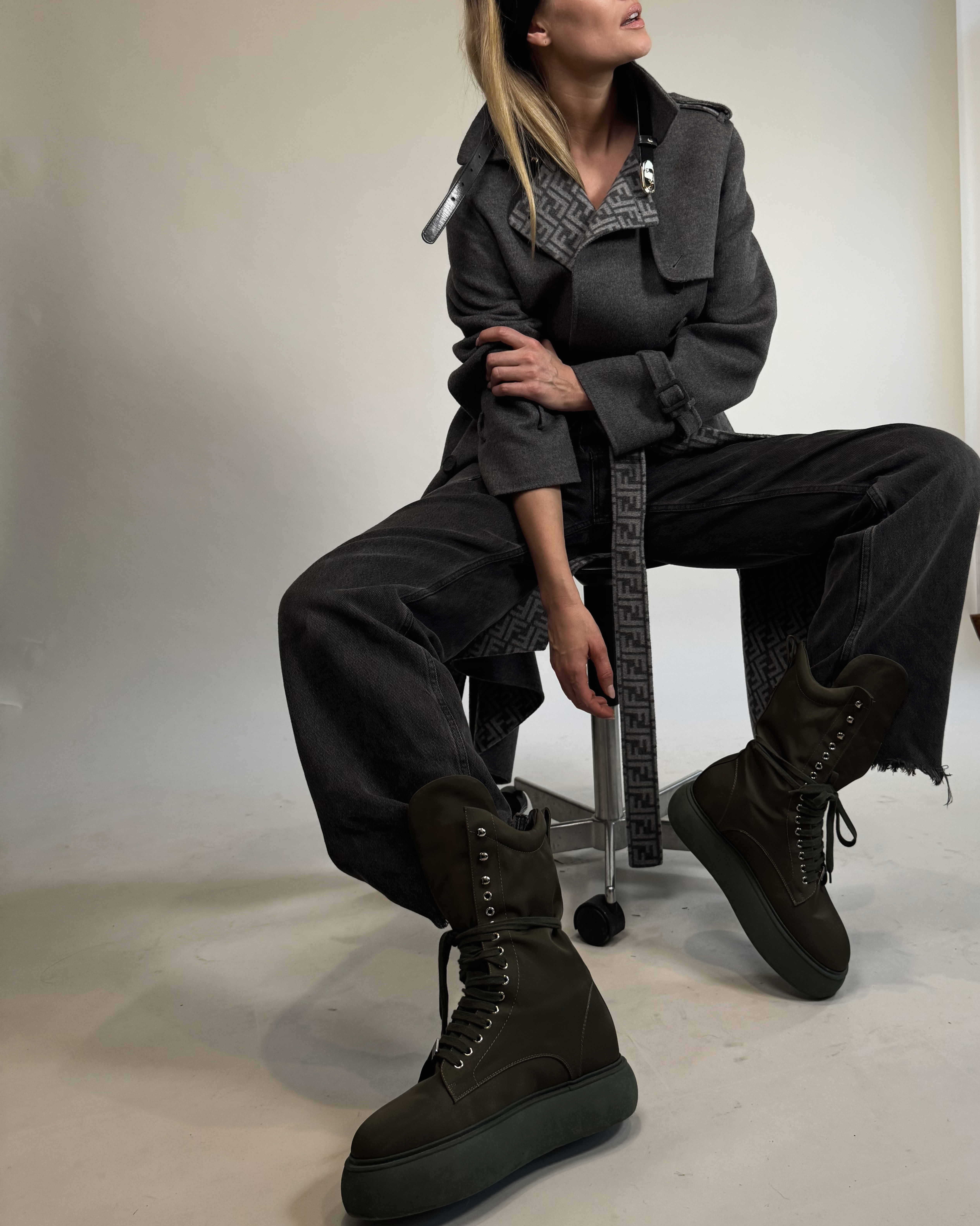 Super Flea Market+Fendi+Grey logo coat+Toni Garrn6